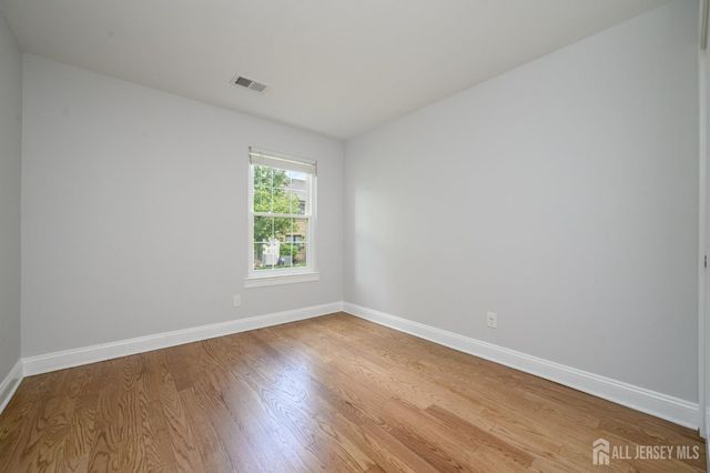 2302 Bayhead Drive, Sayreville, NJ 08859