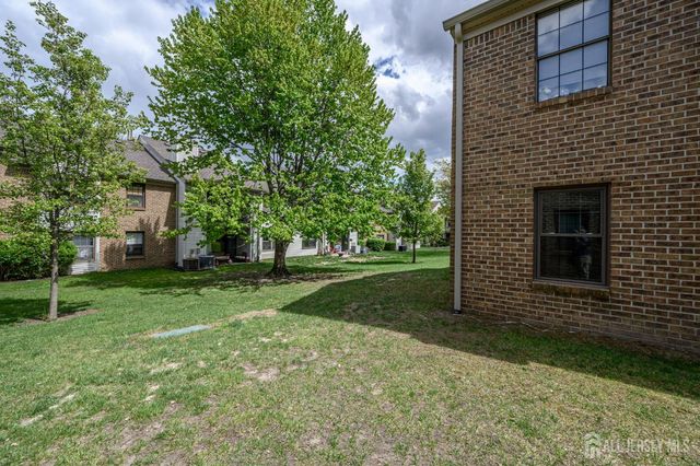 2302 Bayhead Drive, Sayreville, NJ 08859