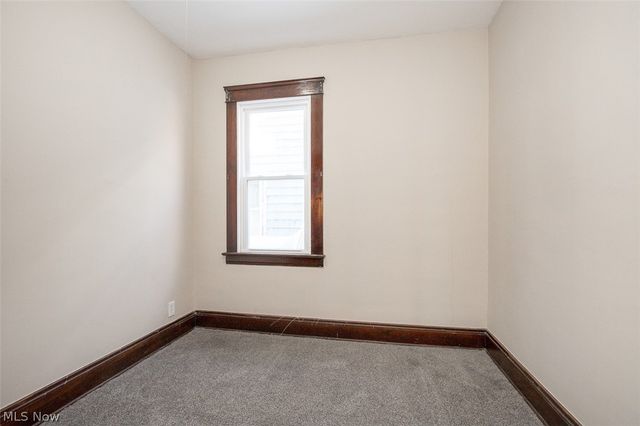 6914 Polonia Avenue, Cleveland, OH 44105