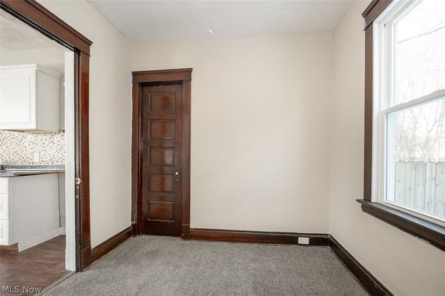 6914 Polonia Avenue, Cleveland, OH 44105