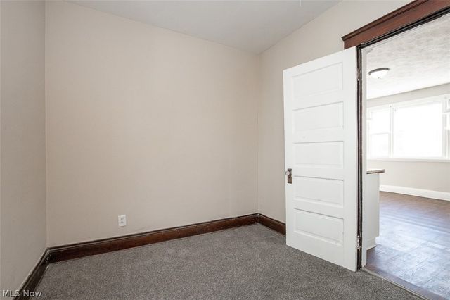 6914 Polonia Avenue, Cleveland, OH 44105