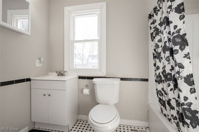 6914 Polonia Avenue, Cleveland, OH 44105