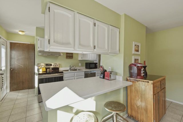 5704 Richmond Drive, Fitchburg, WI 53719