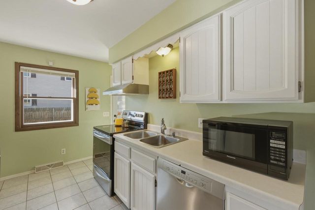 5704 Richmond Drive, Fitchburg, WI 53719