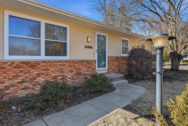 5704 Richmond Drive, Fitchburg, WI 53719