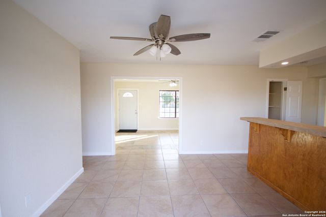 7107 Westlawn Dr, San Antonio, TX 78227