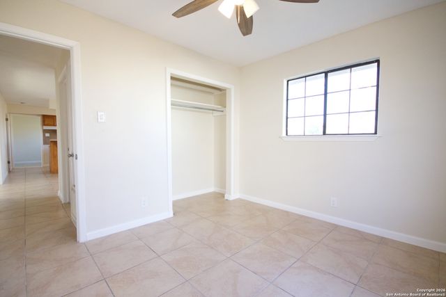 7107 Westlawn Dr, San Antonio, TX 78227