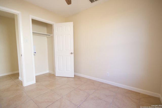 7107 Westlawn Dr, San Antonio, TX 78227