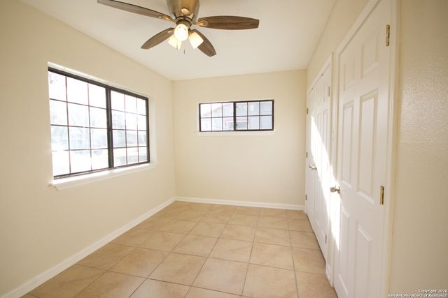 7107 Westlawn Dr, San Antonio, TX 78227