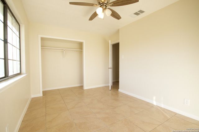 7107 Westlawn Dr, San Antonio, TX 78227