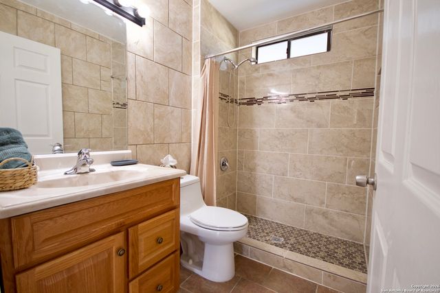 7107 Westlawn Dr, San Antonio, TX 78227