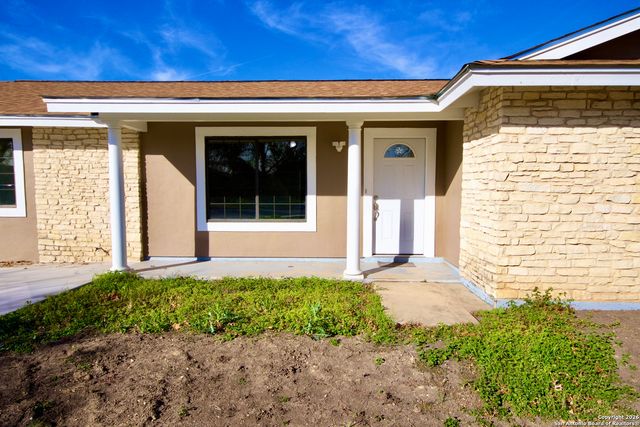 7107 Westlawn Dr, San Antonio, TX 78227