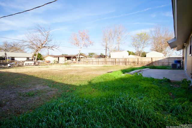 7107 Westlawn Dr, San Antonio, TX 78227