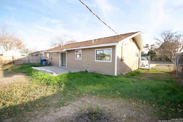 7107 Westlawn Dr, San Antonio, TX 78227