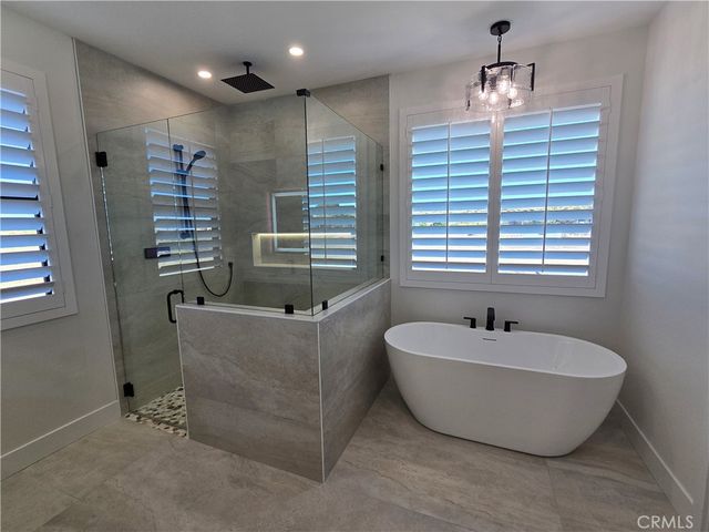 6221 Merced, Oak Hills, CA 92344