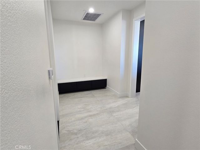 6221 Merced, Oak Hills, CA 92344