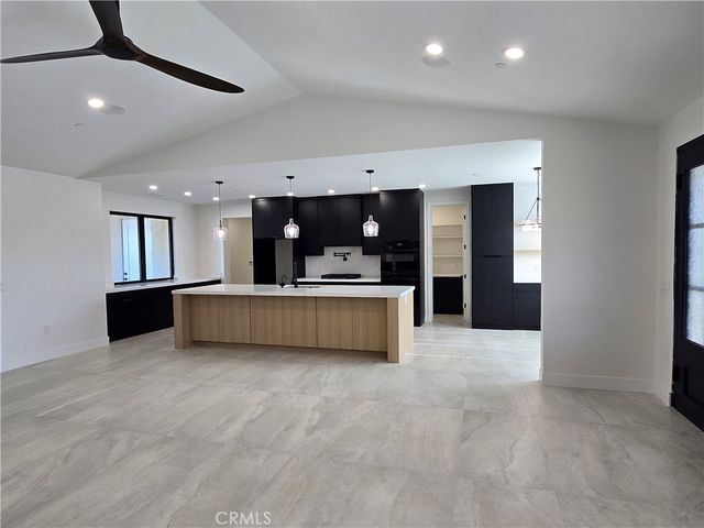 6221 Merced, Oak Hills, CA 92344