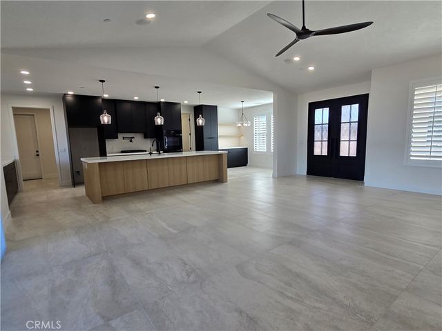 6221 Merced, Oak Hills, CA 92344