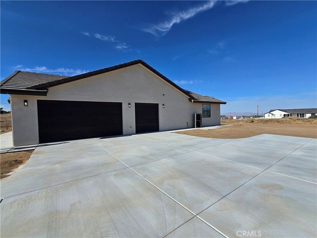 6221 Merced, Oak Hills, CA 92344