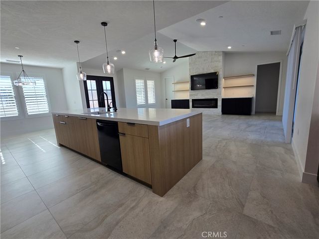 6221 Merced, Oak Hills, CA 92344