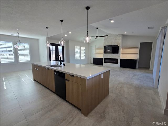 6221 Merced, Oak Hills, CA 92344