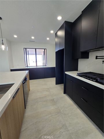6221 Merced, Oak Hills, CA 92344