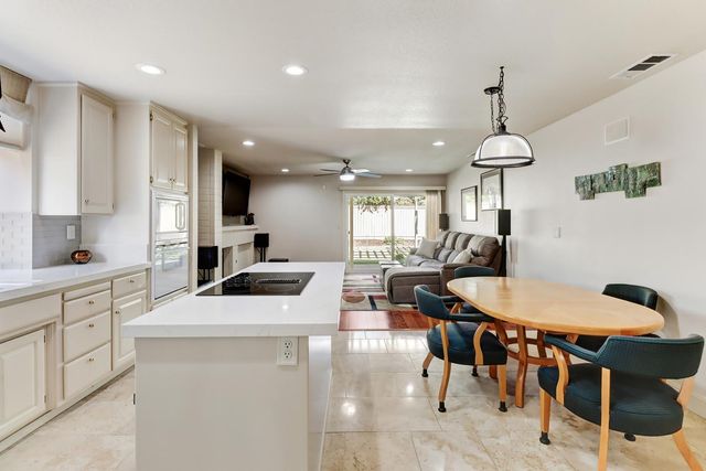 11704 Old Eureka Way, Gold River, CA 95670