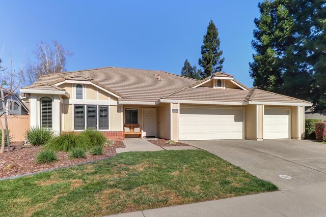 11704 Old Eureka Way, Gold River, CA 95670