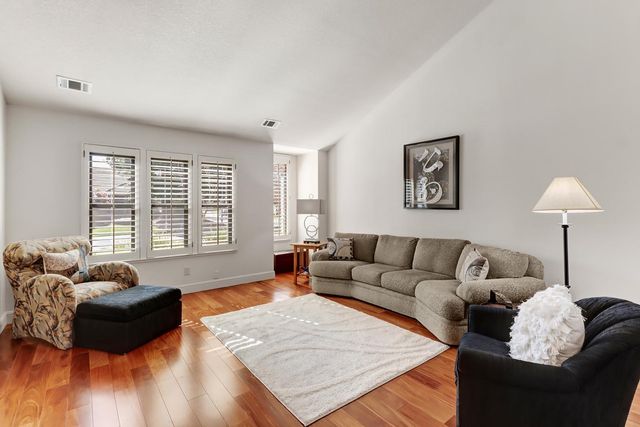 11704 Old Eureka Way, Gold River, CA 95670