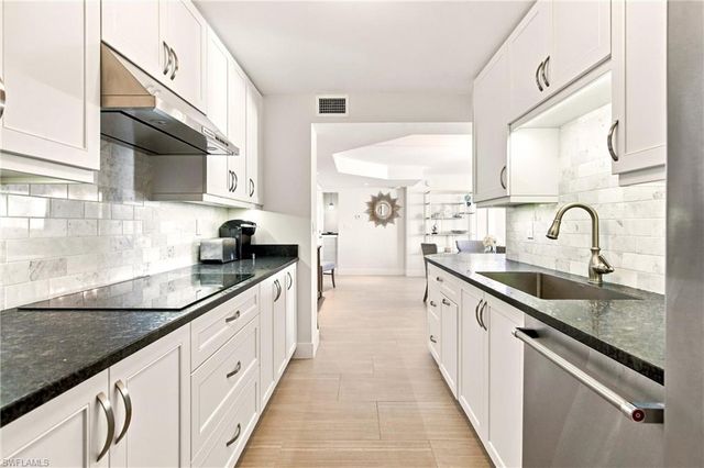 4001 Gulf Shore BLVD N 904, Naples, FL 34103
