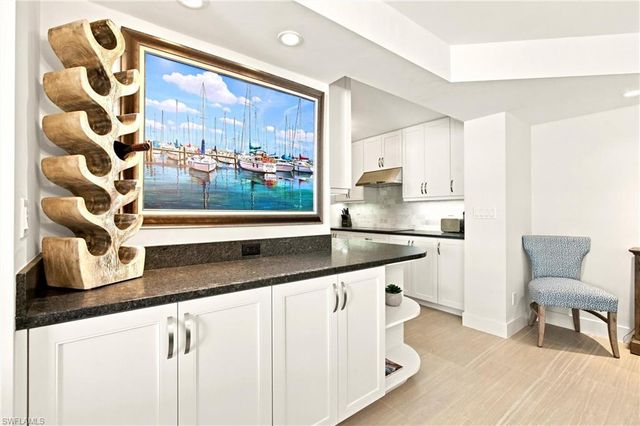 4001 Gulf Shore BLVD N 904, Naples, FL 34103