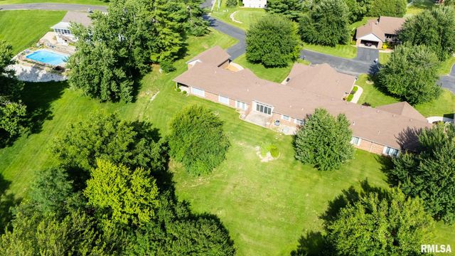 3 VALLEY HIGH Estates, Pekin, IL 61554