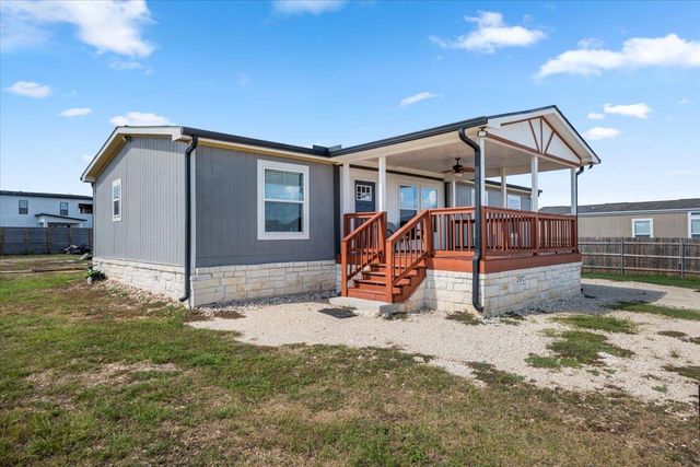 104 Pineapple Sage CV, Dale, TX 78616