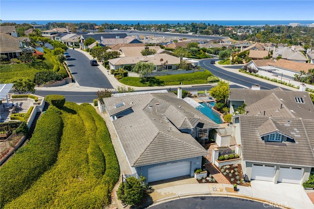Image 1 of property listing at 2001 Yacht Mischief, Newport Beach, CA 92660
