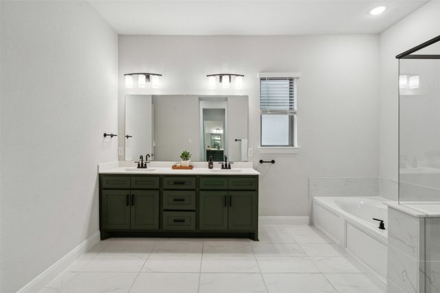 7749 Pondview Lane, Fort Worth, TX 76123