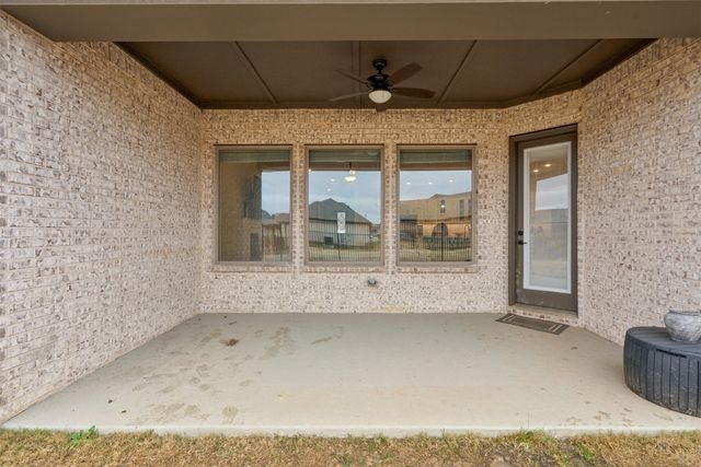 7749 Pondview Lane, Fort Worth, TX 76123