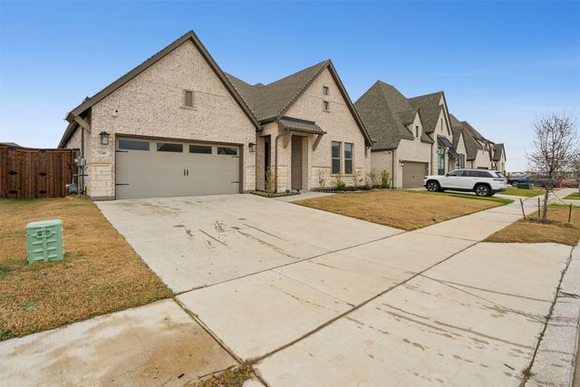 7749 Pondview Lane, Fort Worth, TX 76123