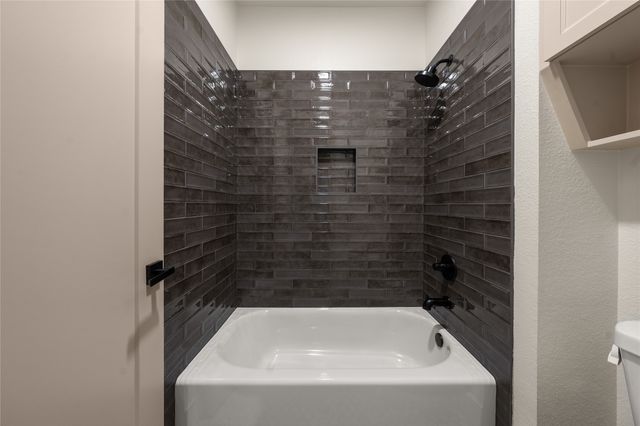 260 Willow Moon Ranch Road, Crawford, TX 76638