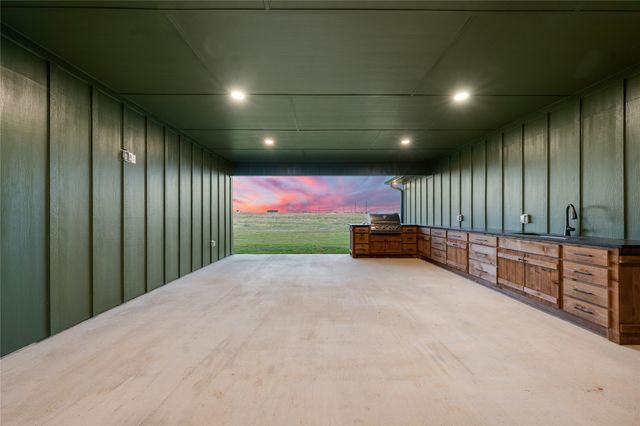 260 Willow Moon Ranch Road, Crawford, TX 76638