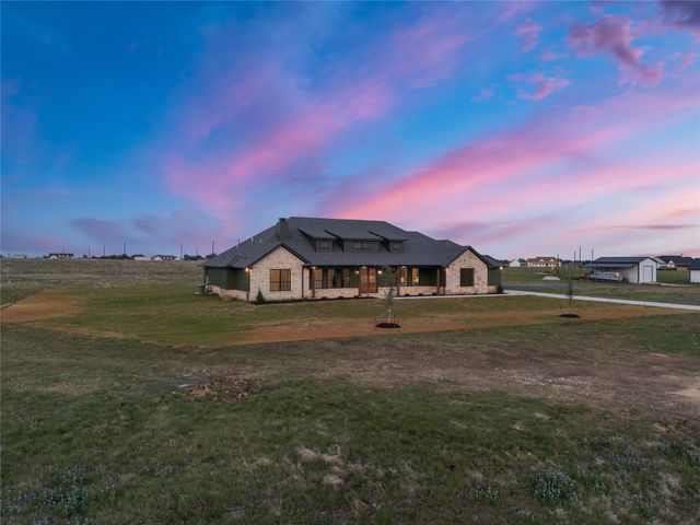 260 Willow Moon Ranch Road, Crawford, TX 76638