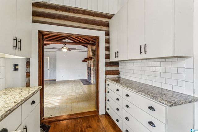 504 4TH AVENUE W, Oneonta, AL 35121