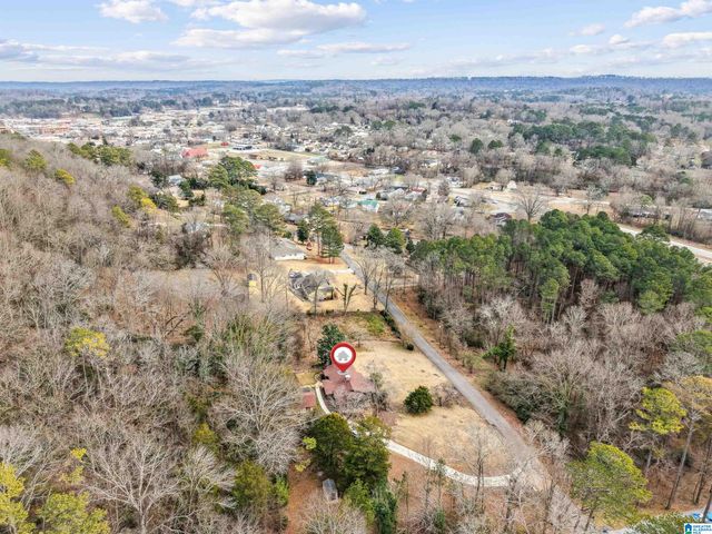 504 4TH AVENUE W, Oneonta, AL 35121