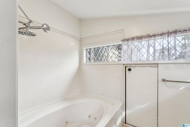 504 4TH AVENUE W, Oneonta, AL 35121