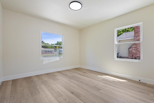 846 Vallejo Way, Sacramento, CA 95818