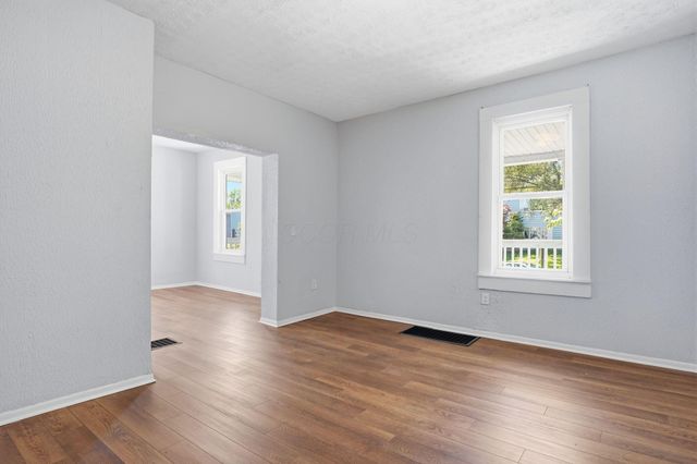 934 E 13th Avenue, Columbus, OH 43211
