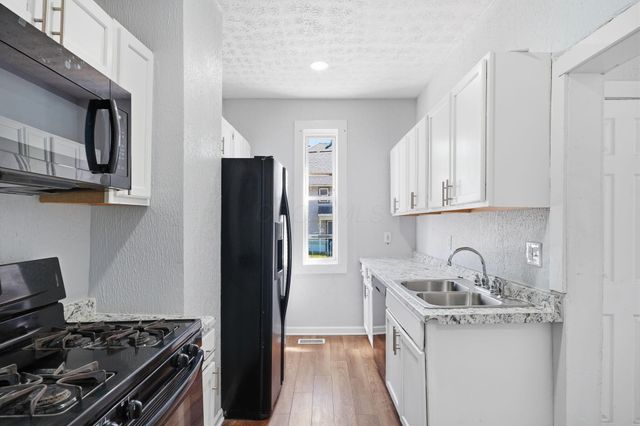 934 E 13th Avenue, Columbus, OH 43211