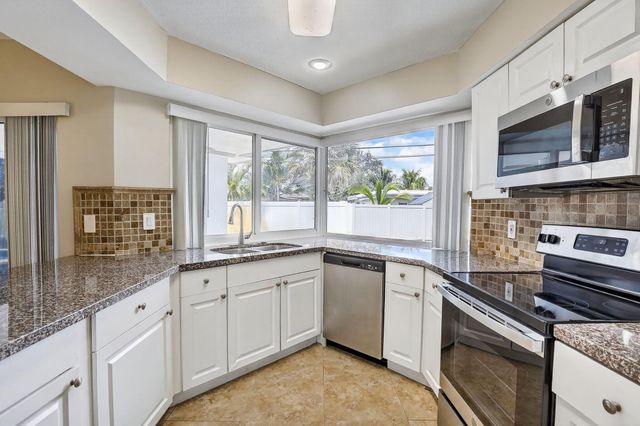 1931 NE 62nd Street, Fort Lauderdale, FL 33308