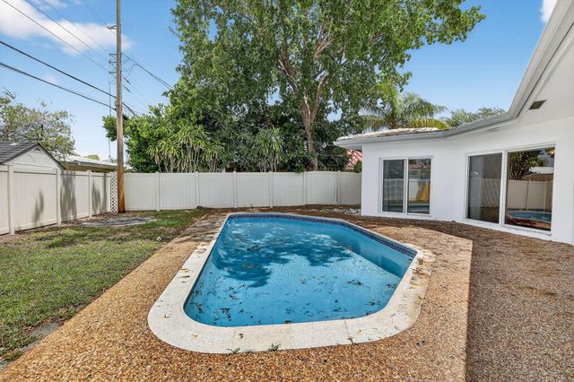 1931 NE 62nd Street, Fort Lauderdale, FL 33308