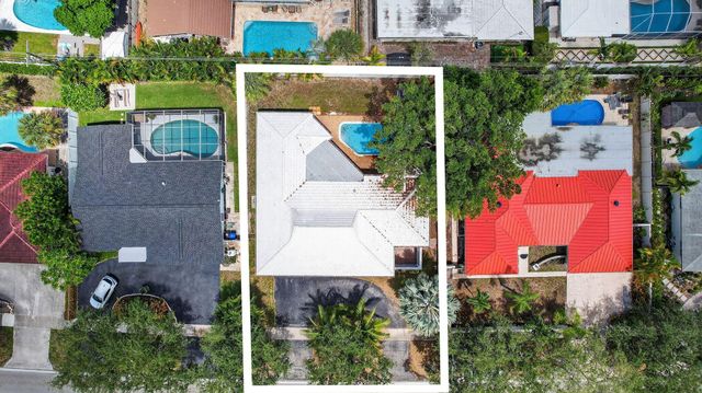 1931 NE 62nd Street, Fort Lauderdale, FL 33308