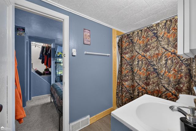 1442 Natalie Drive, Burton, MI 48529